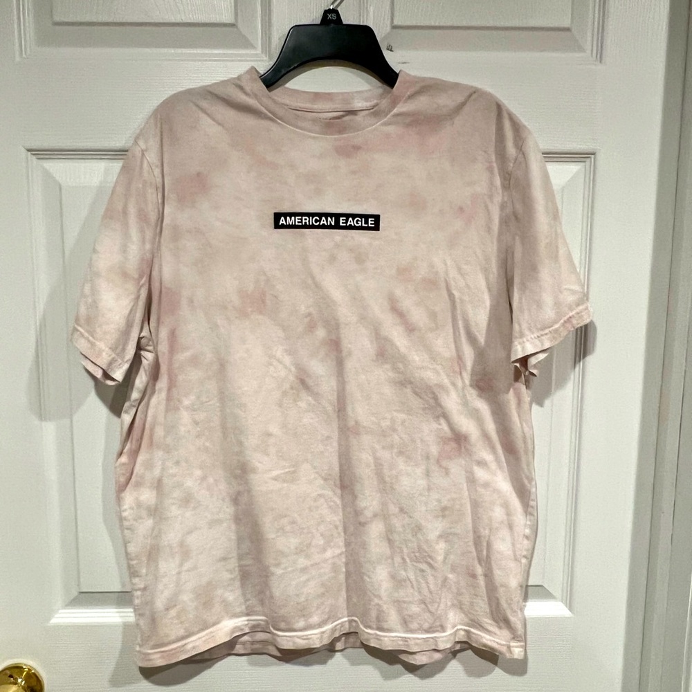 American Eagle Mens T-Shirt. Large